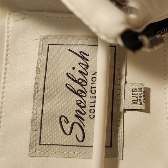 Snobbish White Puffer Jacket - Picture 2 of 8